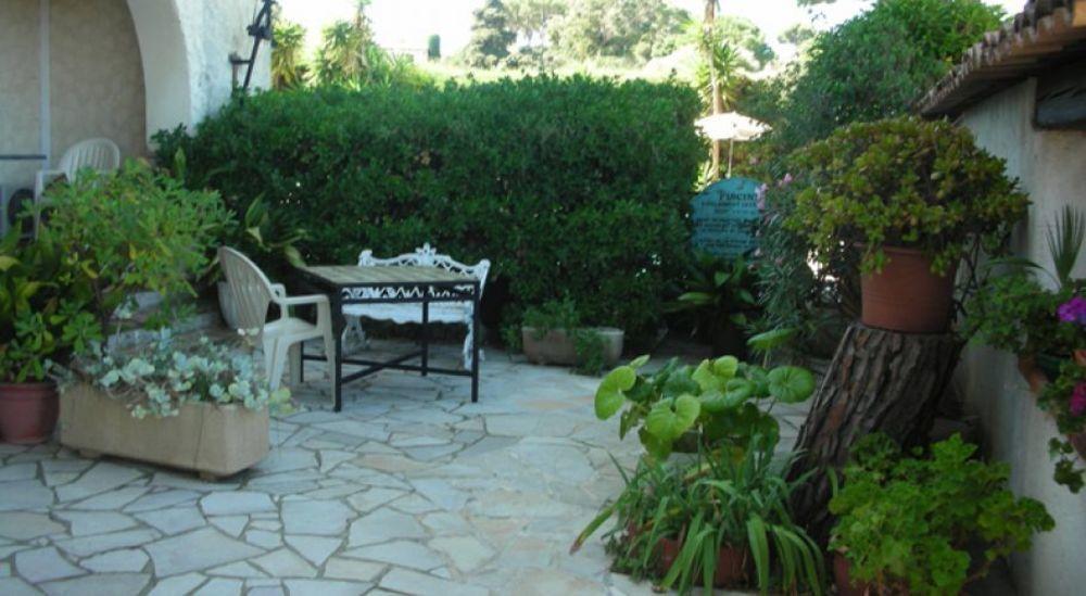 Castel Garoupe Hotel Antibes Exterior foto